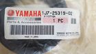 1j7-25319-02-00 Yamaha Seal Hub Dust