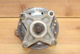 705400045 Can-am 2000-2003 Bombardier Ds650 And 02 03 Ds 650 Baja Front Wheel Hub