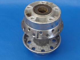 Harley-davidson Wtd112504 Harley-davidson Oem 6.5 Inch Single Disc Front Wheel Hub