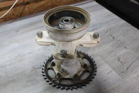 Honda 42605-hb7-000 1986-1987 Tr200 Fat Cat Rear Back Wheel Rim Hub