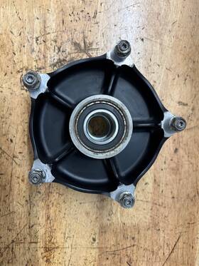 1334158-458 Indian Ftr1200 Ftr 1200 2019 2020 Sprocket Carrier Wheel Hub 2021 Polaris