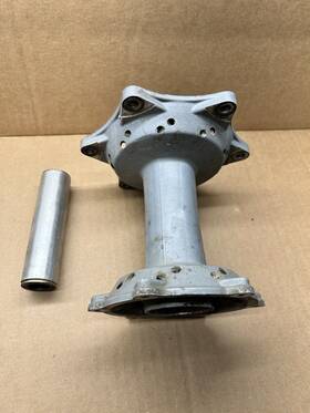 50310010044 Ktm 2000 2001 2002 125 200 250 300 380 400 520 Sx Exc Mxc Oem Rear Wheel Hub