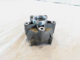 560284 Piaggio Vespa Lx Lxv S 50 125 150 Front Wheel Rotor Mounting Hub