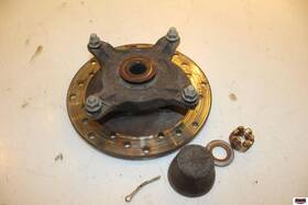 5131649-067 Polaris 02 Magnum 325 2x4 Rear Back Wheel Left Hub W Rotor