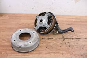 51241-19b00 Suzuki 1987 Lt-4wd 250 Front Left Bearing Carrier Knuckle With Brake Assembly