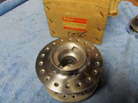 54111-36202 Suzuki Nos 74 75 76 77 Gt185 Adventurer Front Wheel Hub