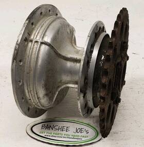 Suzuki Bjr#4906 1973 Tc125 Rear Wheel Hub Brake Drum Sprocket
