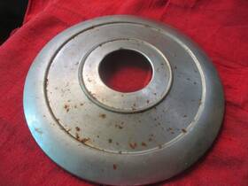 070625js Triumph W1332 Front Brake Drum Cover Plate 6t Tr6 T120 T110 1968