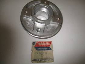 Yamaha 174-2536-01 Nos Motorcycle 1970s Rear Wheel Clutch Hub. 1975-rd200b-rd200
