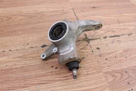 Yamaha 1d9-f3501-02-00 2006 Kodiak 450 Yfm450 4x4 Front Left Bearing Carrier Spindle Knuckle