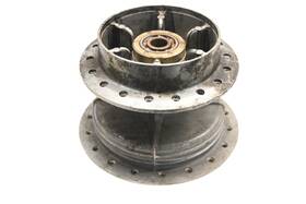Yamaha 3y6-25311-00-00 Oem Rear Wheel Hub