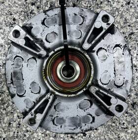 Yamaha 5y1-25366-10-00 Xv250 Rear Wheel Sprocket Carrier Hub Xv 250 Vstar Virago