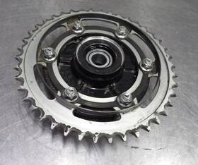 Beb-25442-00-00 Yamaha 22-24 Yzf R7 Rear Wheel Sprocket With Carrier Hub